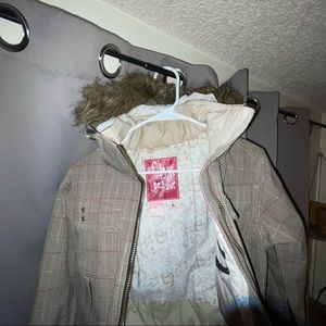 PLUSH GIRLS/WOMENS WINTER JACKET